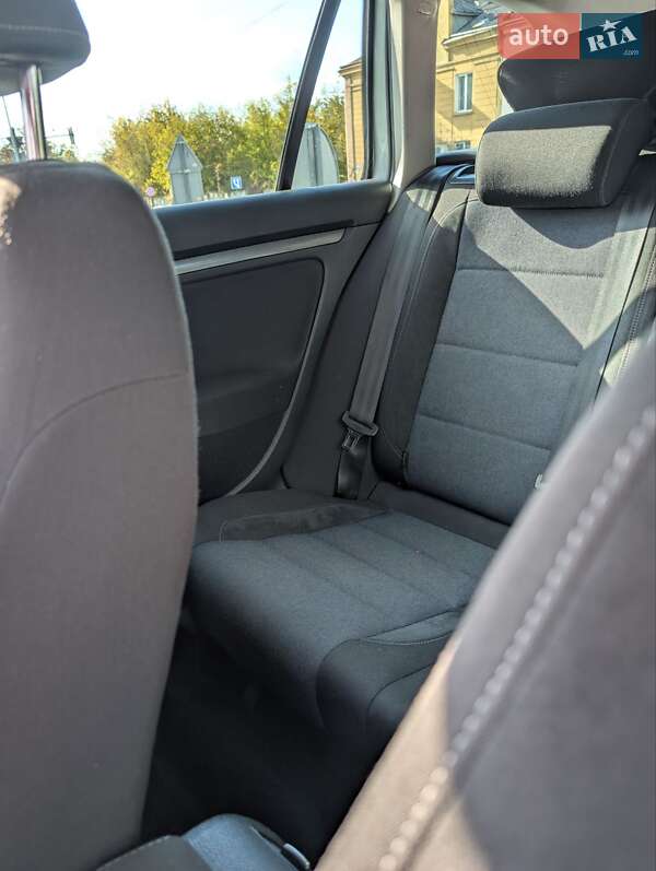 Volkswagen Golf 2012