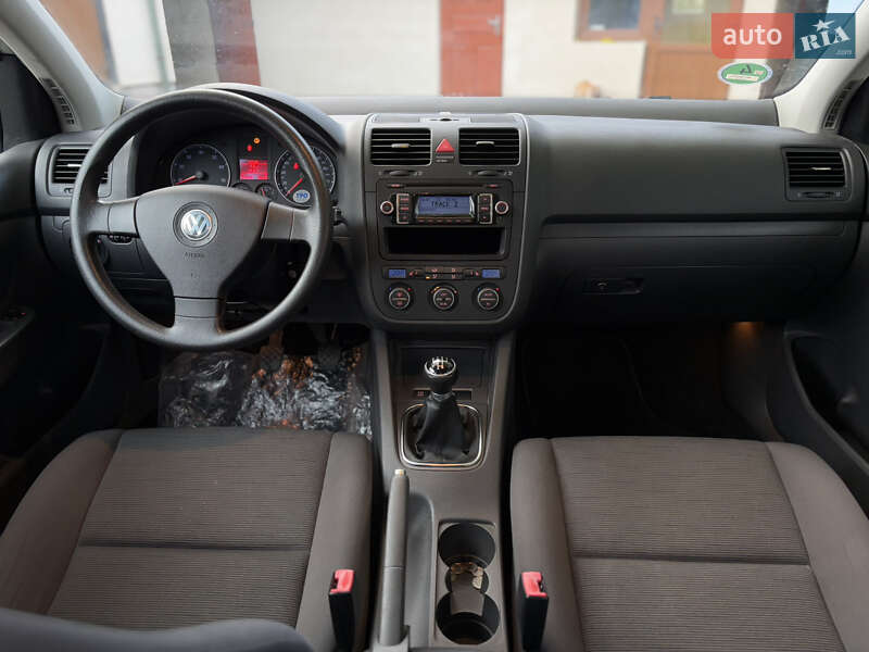 Volkswagen Golf 2009