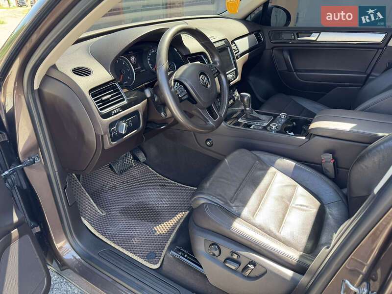 Volkswagen Touareg 2013