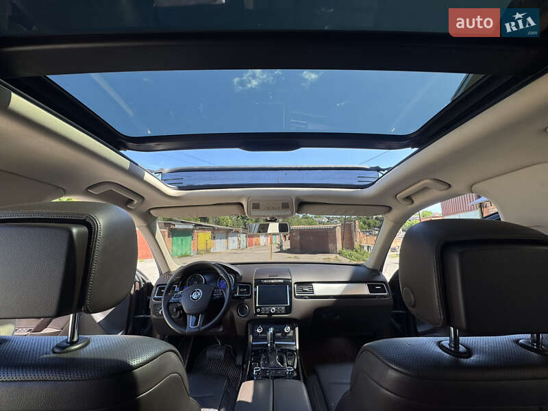 Volkswagen Touareg 2013