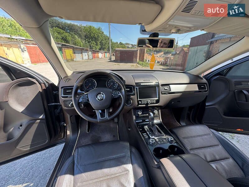 Volkswagen Touareg 2013