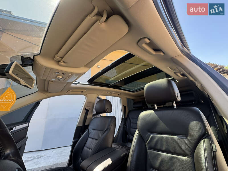 Volkswagen Touareg 2013