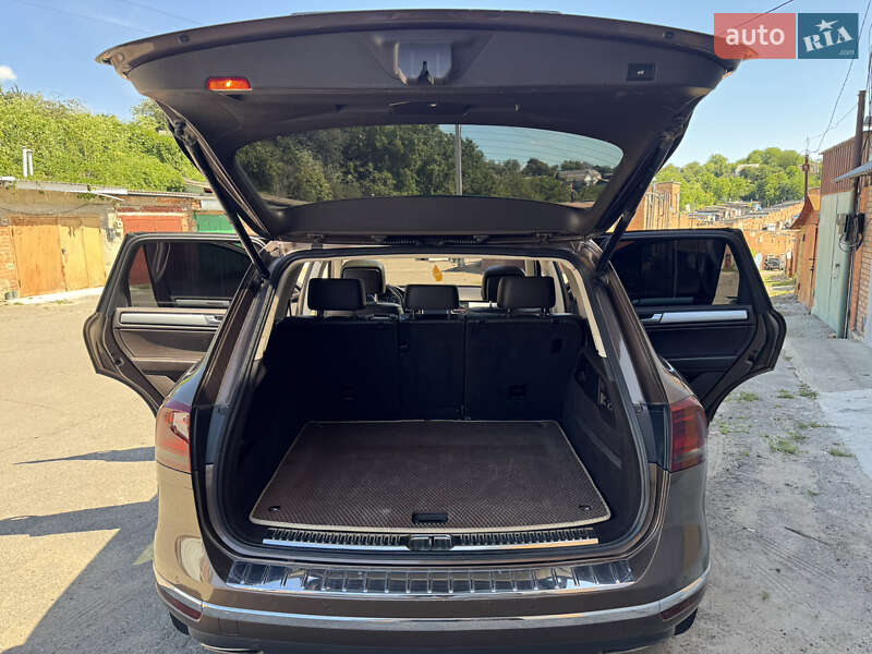 Volkswagen Touareg 2013