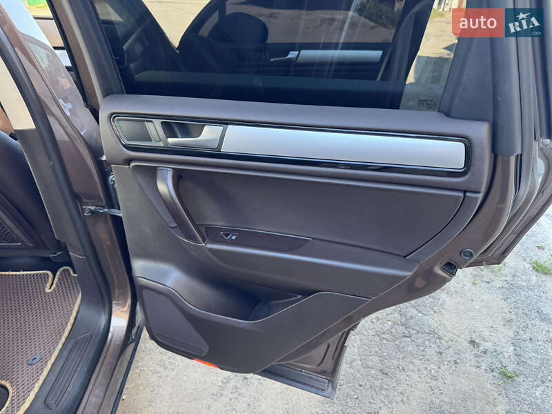 Volkswagen Touareg 2013