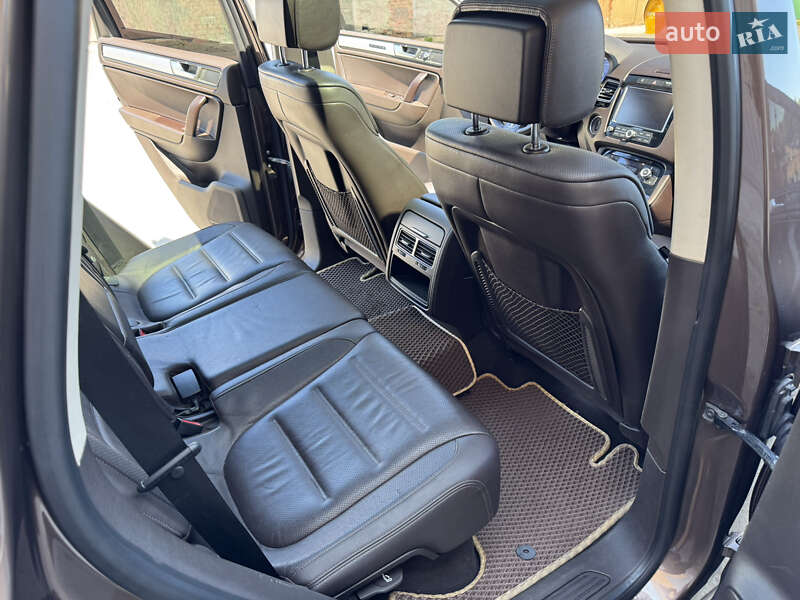 Volkswagen Touareg 2013