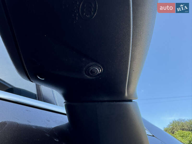 Volkswagen Touareg 2013