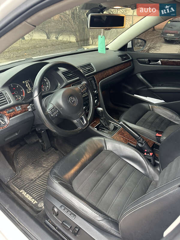 Volkswagen Passat 2012