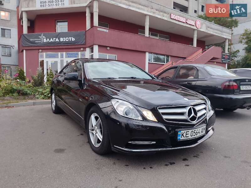 Mercedes-Benz E-Class 2011