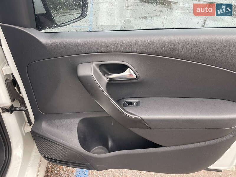 Volkswagen Polo 2013