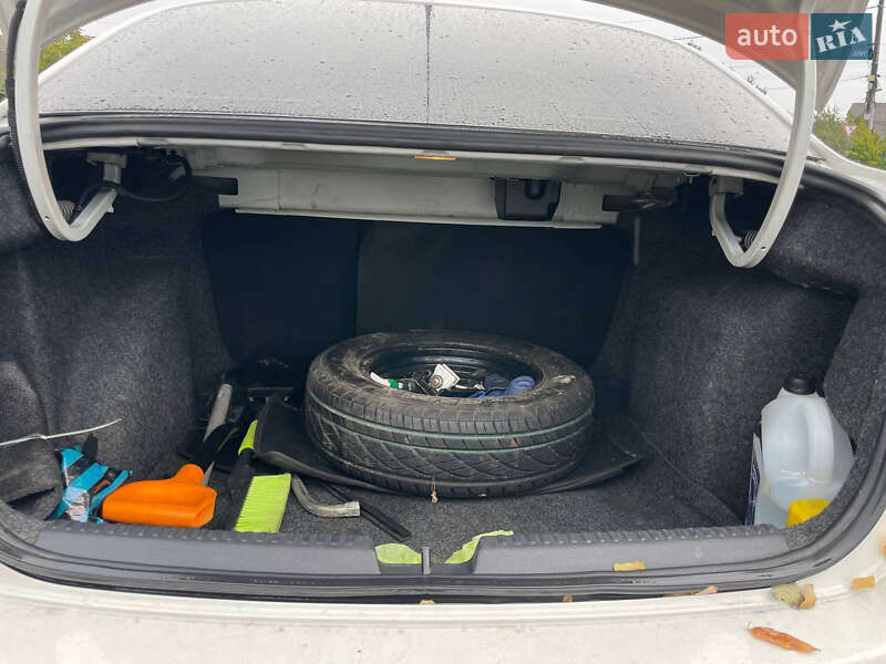 Volkswagen Polo 2013