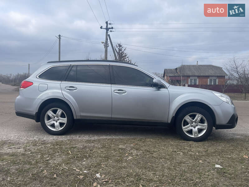 Subaru Outback 2013