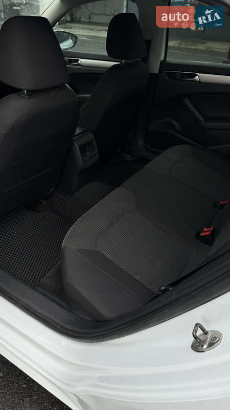 Volkswagen Passat 2016