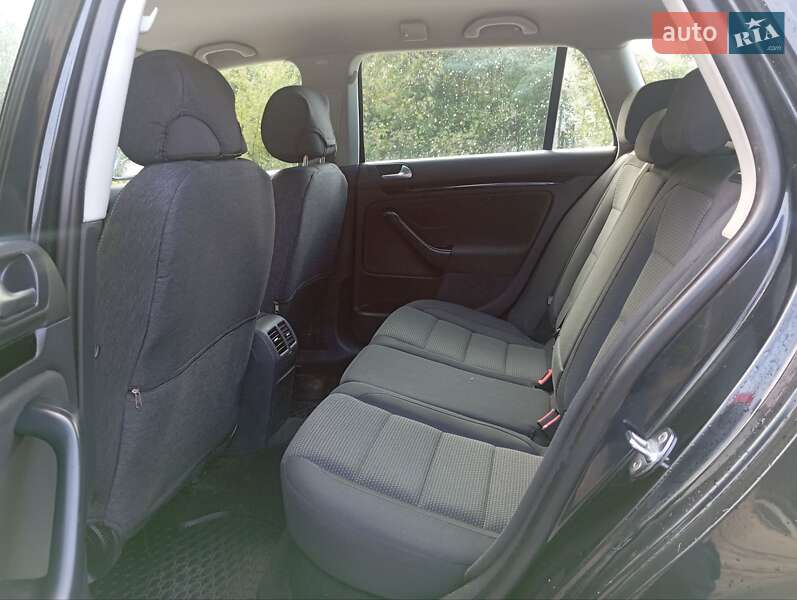 Volkswagen Golf 2010