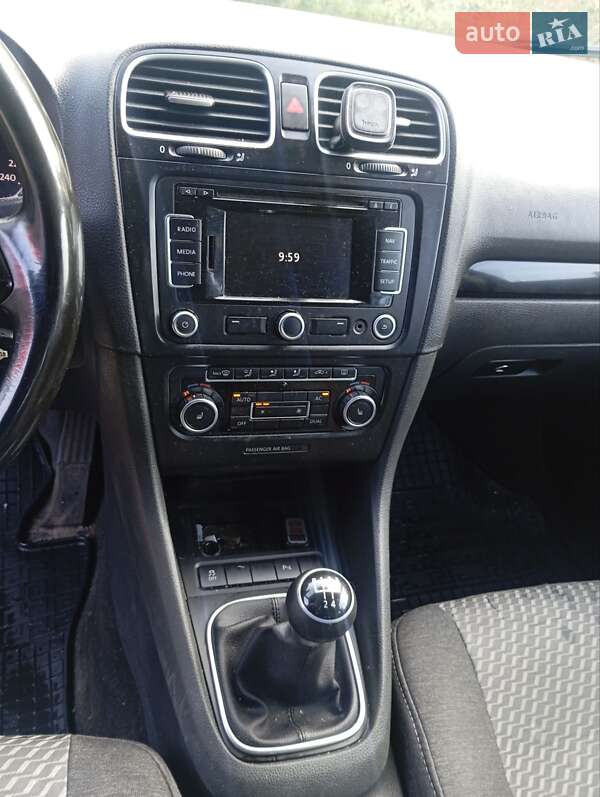 Volkswagen Golf 2010