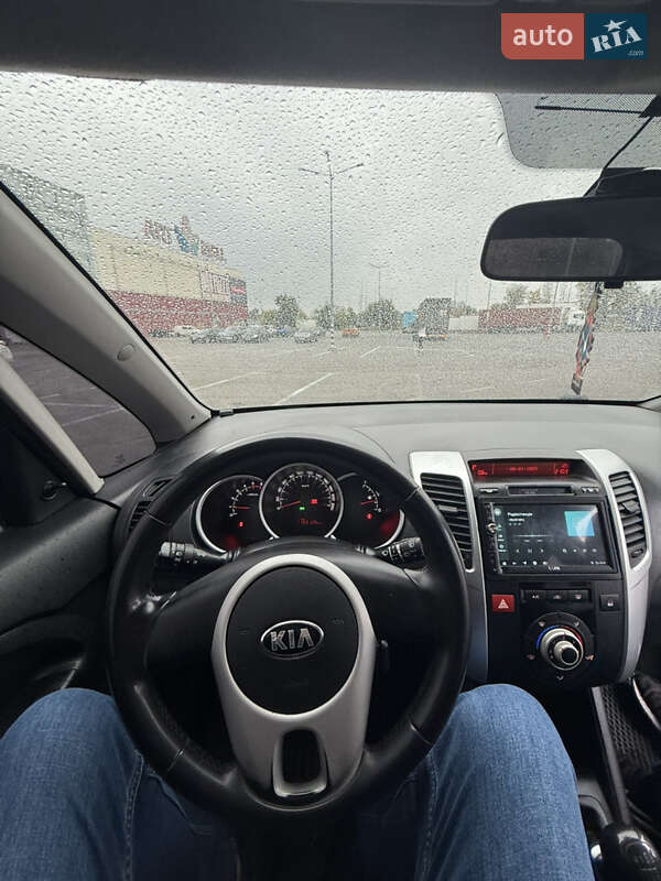 Kia Venga 2012