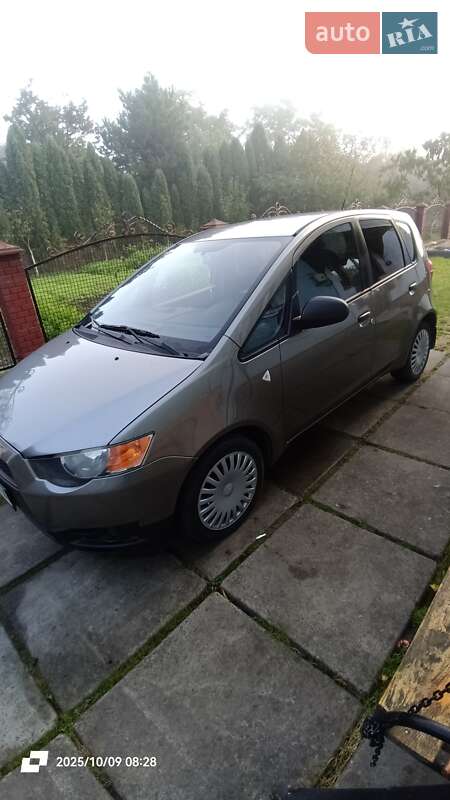 Mitsubishi Colt 2009