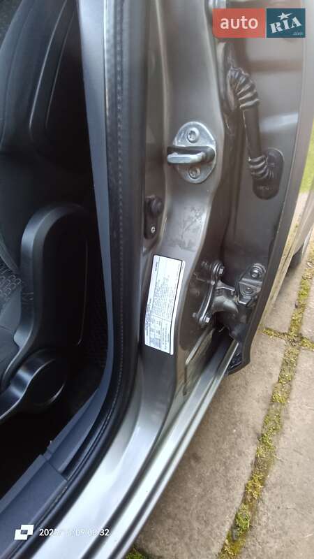 Mitsubishi Colt 2009