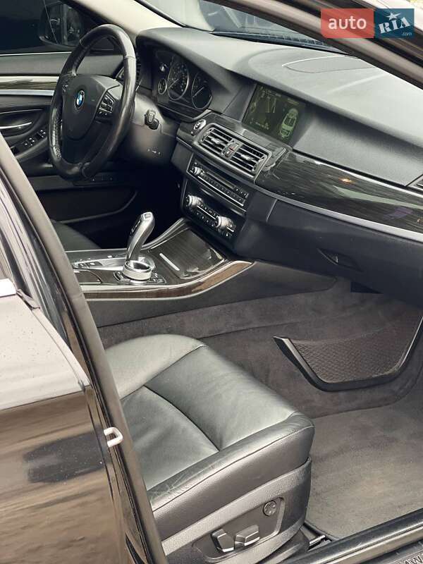 BMW 5 Series 2012