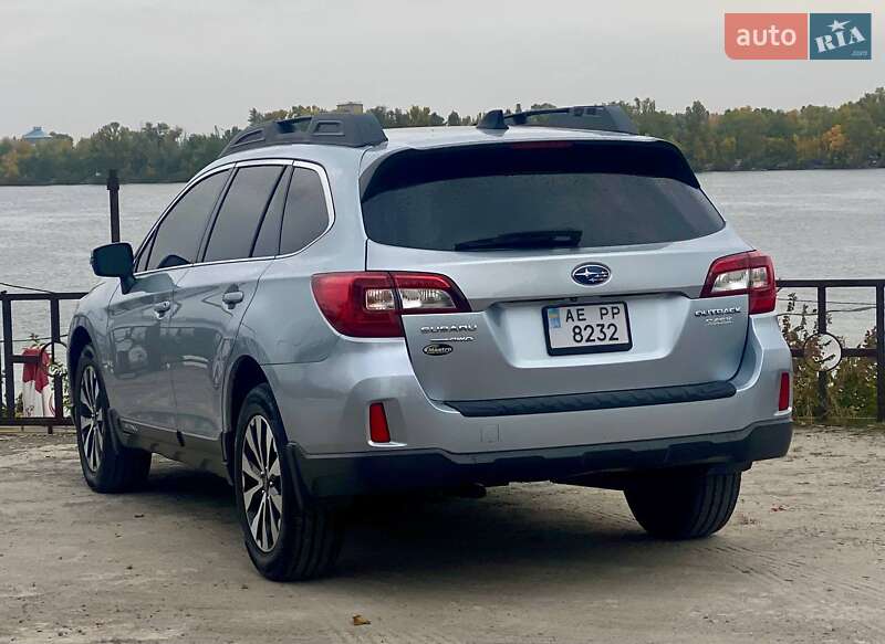 Subaru Outback 2015