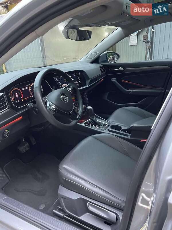 Volkswagen Jetta 2020