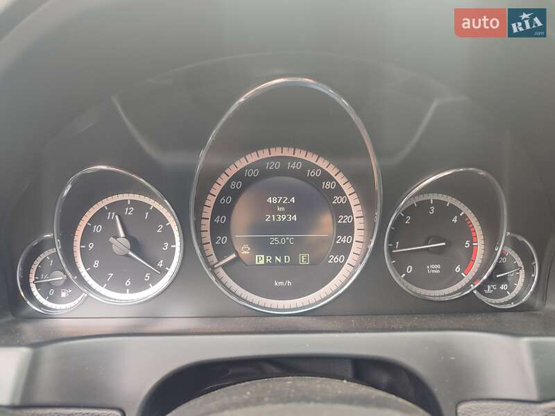 Mercedes-Benz E-Class 2011