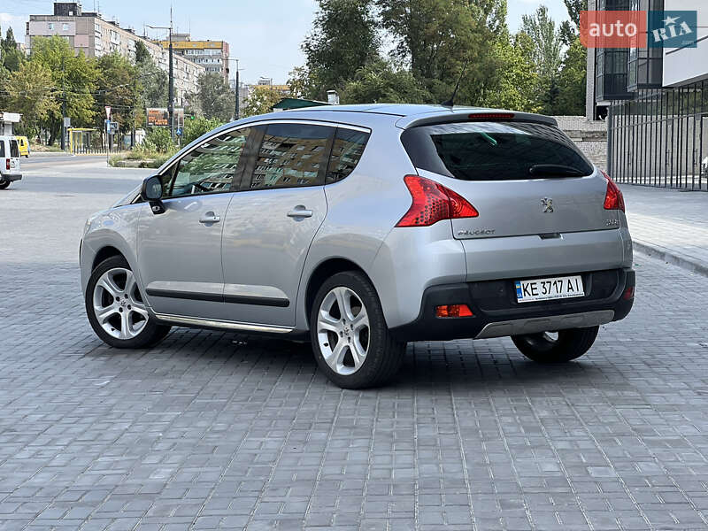 Peugeot 3008 2012