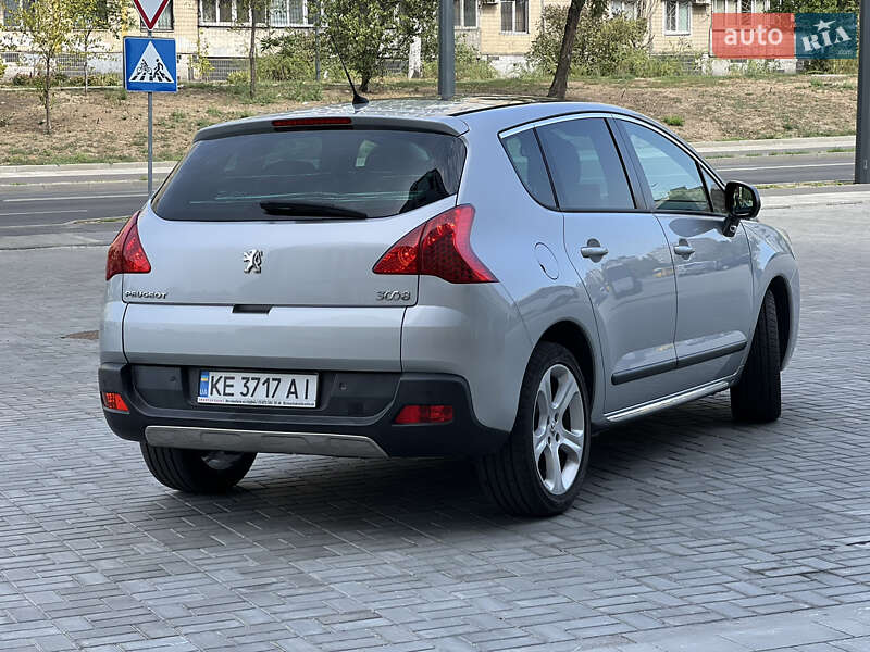Peugeot 3008 2012