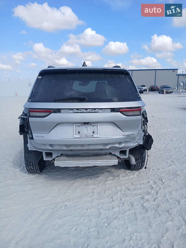 Jeep Grand Cherokee 2023