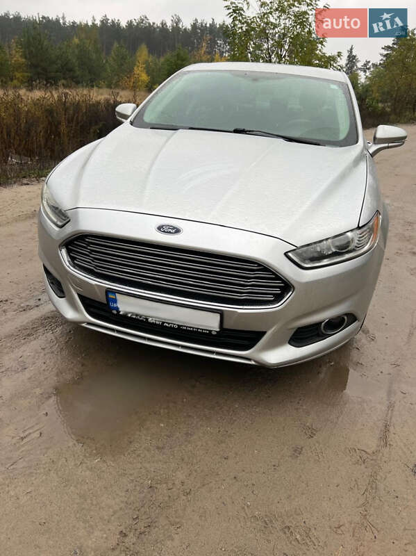 Ford Fusion 2015