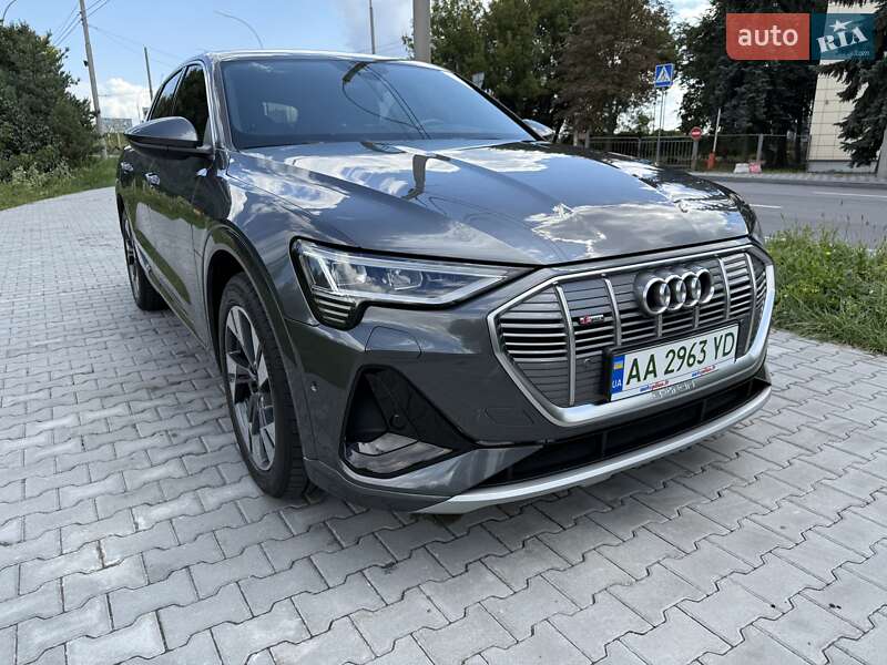 Audi-24