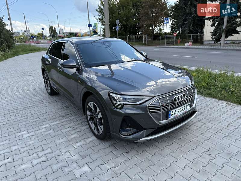 Audi-23