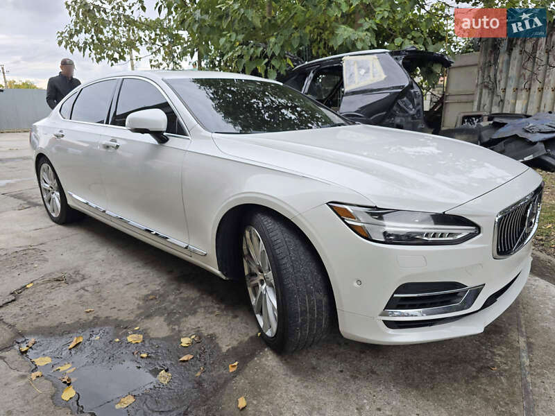 Volvo S90 2017