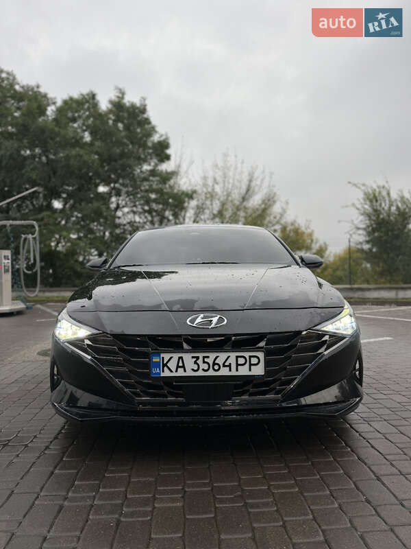 Hyundai Elantra 2020