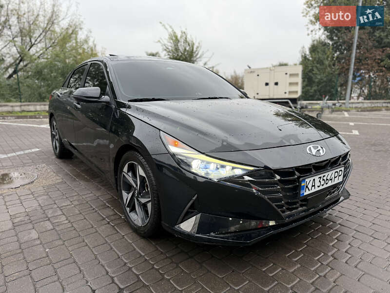 Hyundai Elantra 2020