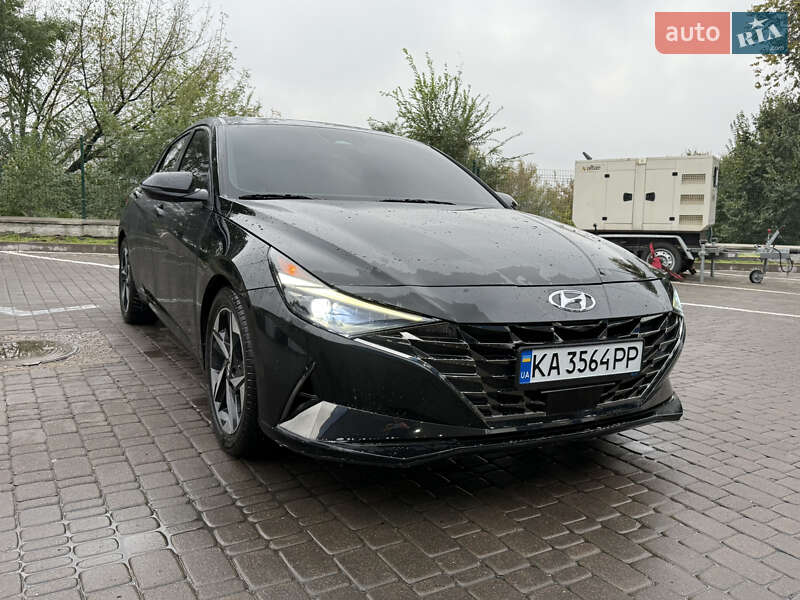 Hyundai Elantra 2020