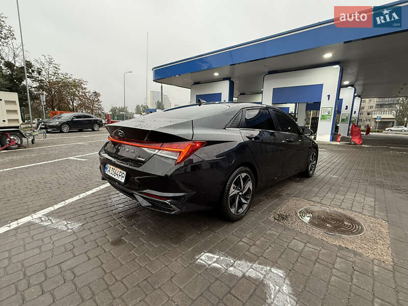 Hyundai Elantra 2020