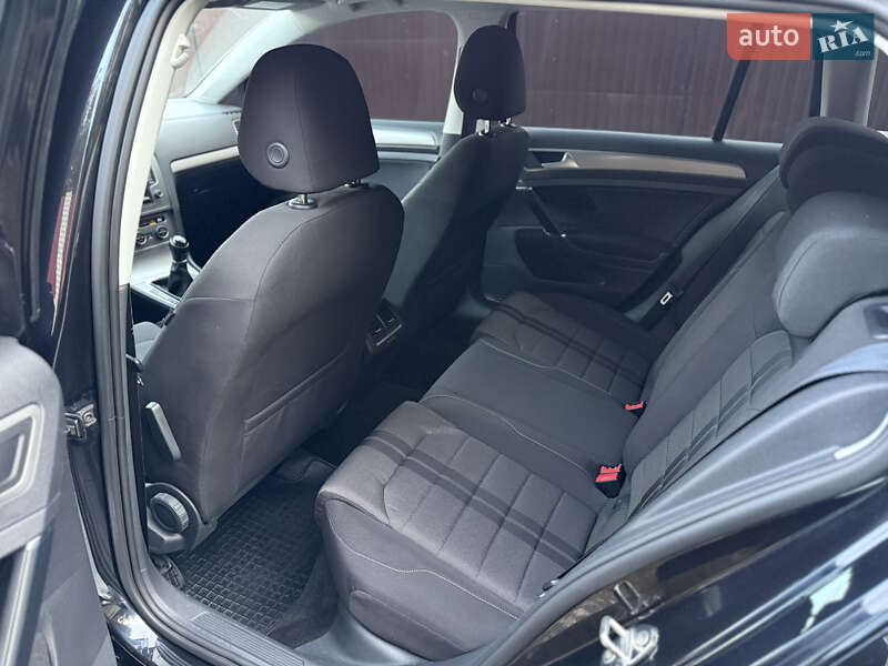 Volkswagen Golf 2014