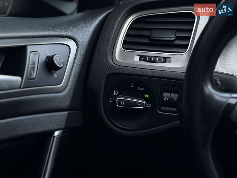 Volkswagen Golf 2014