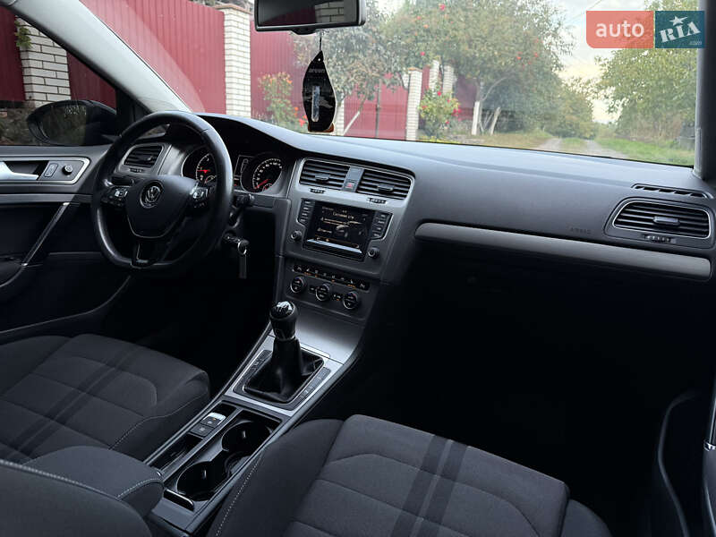 Volkswagen Golf 2014