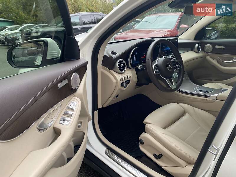 Mercedes-Benz GLC-Class 2020