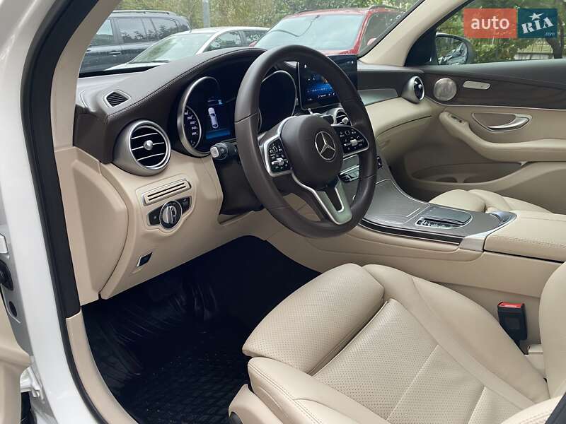 Mercedes-Benz GLC-Class 2020