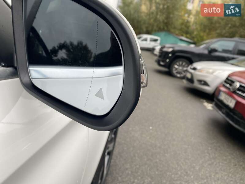 Mercedes-Benz GLC-Class 2020