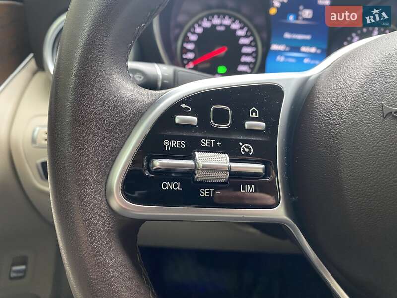 Mercedes-Benz GLC-Class 2020