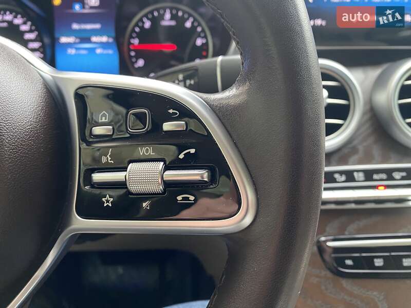 Mercedes-Benz GLC-Class 2020