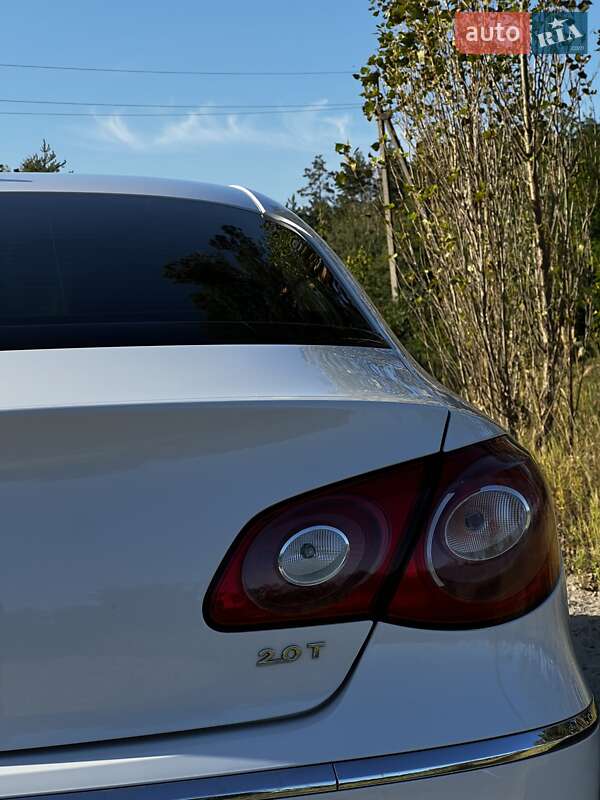 Volkswagen CC / Passat CC 2011