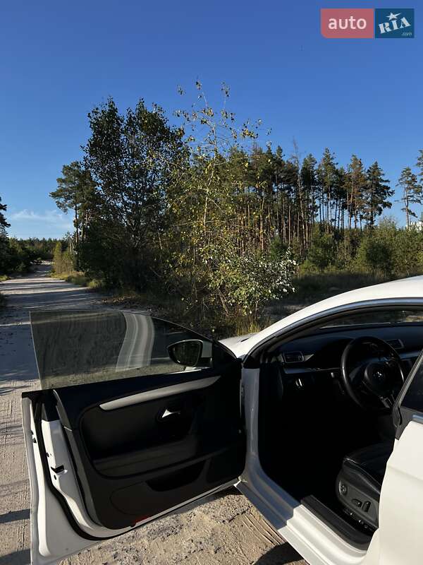 Volkswagen CC / Passat CC 2011