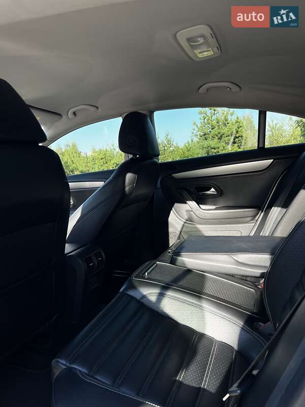 Volkswagen CC / Passat CC 2011