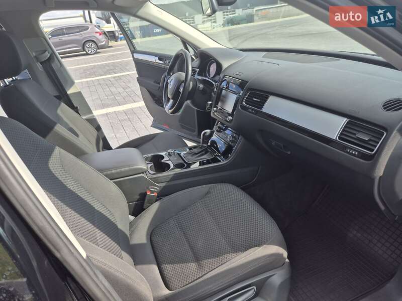 Volkswagen Touareg 2012