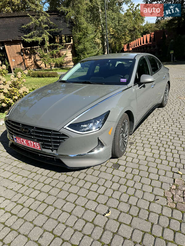 Hyundai Sonata 2022