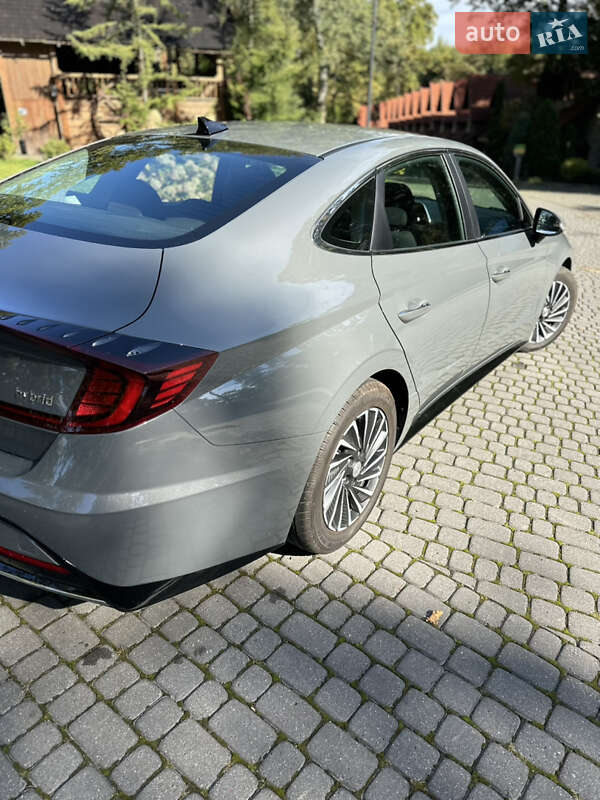 Hyundai Sonata 2022